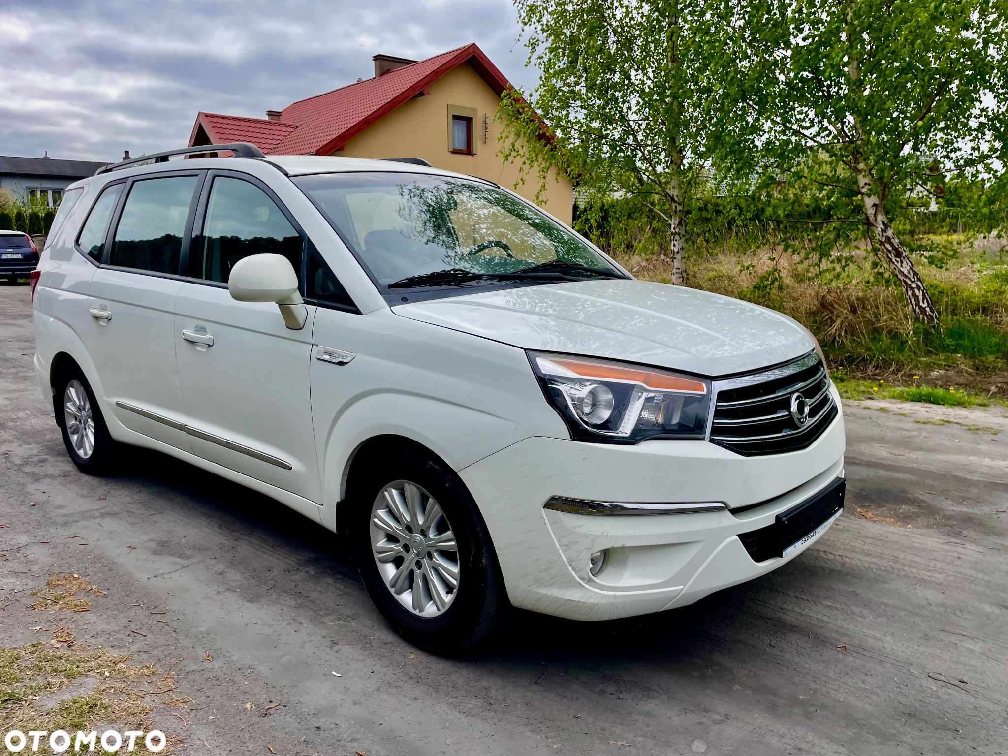 SsangYong/KGM Rodius - 1