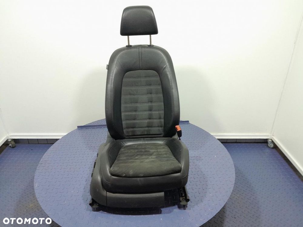 VW PASSAT B6 SEDAN LIFT FOTEL PASAŻERA PRAWY PRZÓD SKÓRA EU - 1