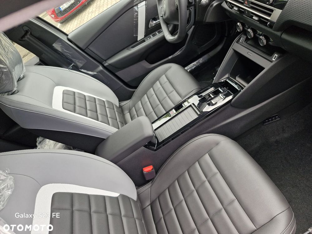 Citroën C4 1.2 mHEV Max eDCT6 - 4