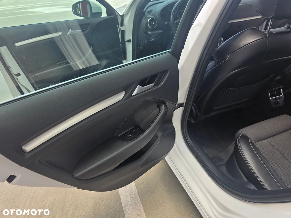 Audi A3 Sportback 1.4 TFSI cylinder on demand ultra S t S line Sportpaket - 20