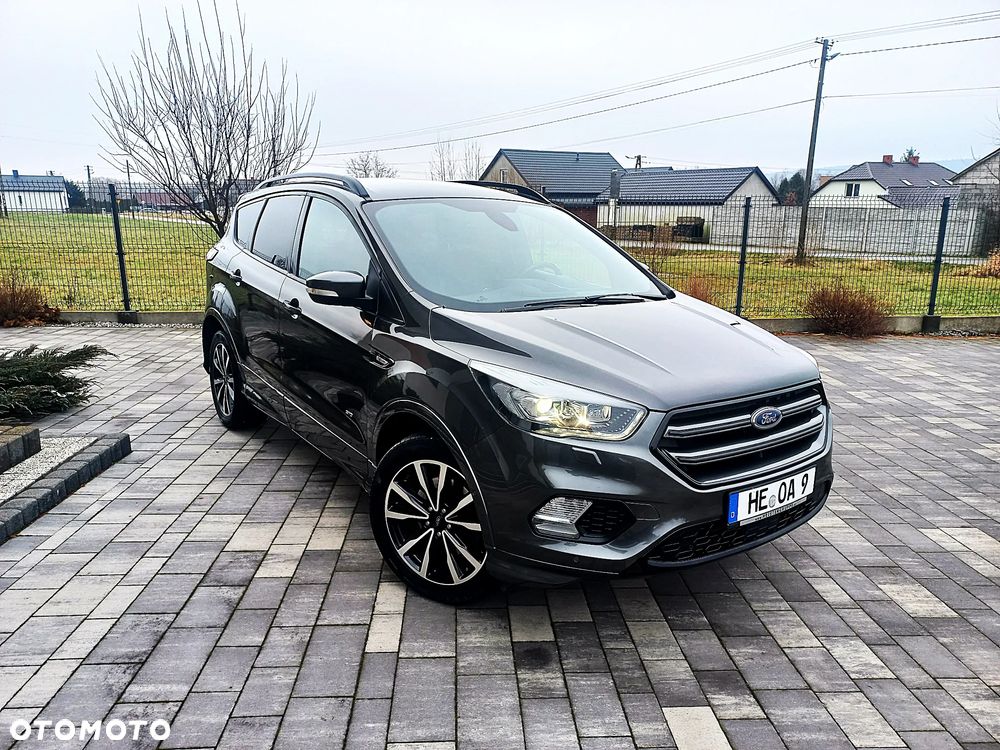 Ford Kuga 2.0 TDCi 4x4 ST-Line - 37