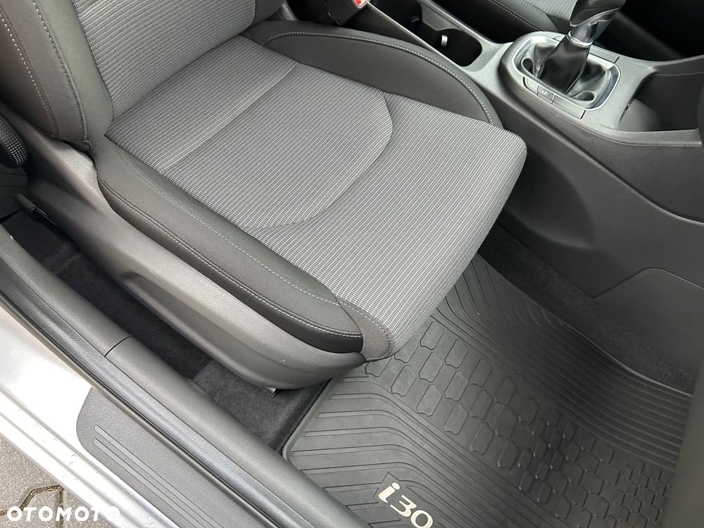Hyundai i30 - 18