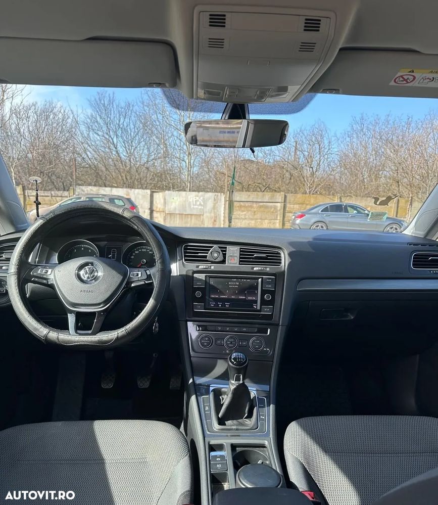 Volkswagen Golf 1.0 TSI (BlueMotion Technology) Comfortline - 8