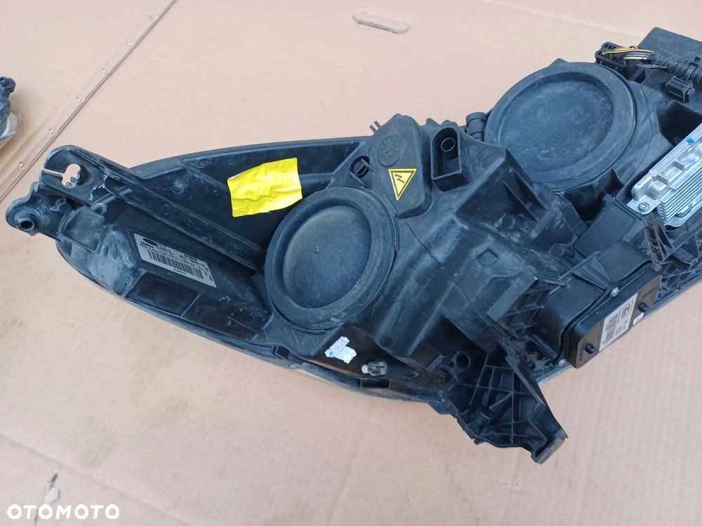 LAMPA PRZEDNIA XENON LED FORD KUGA MK2 LIFT - 24