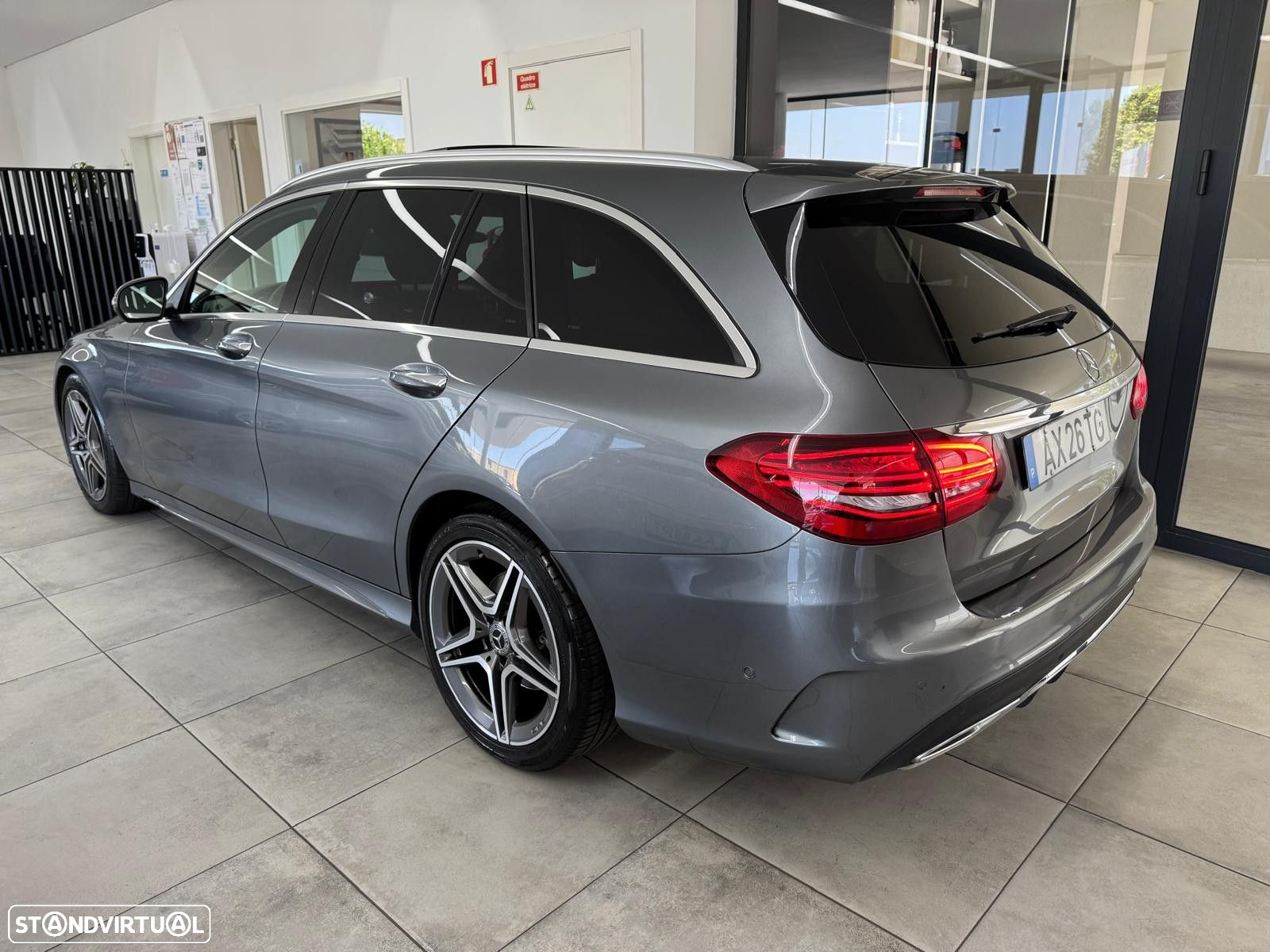 Mercedes-Benz C 220 d Station 9G-TRONIC AMG Line - 11