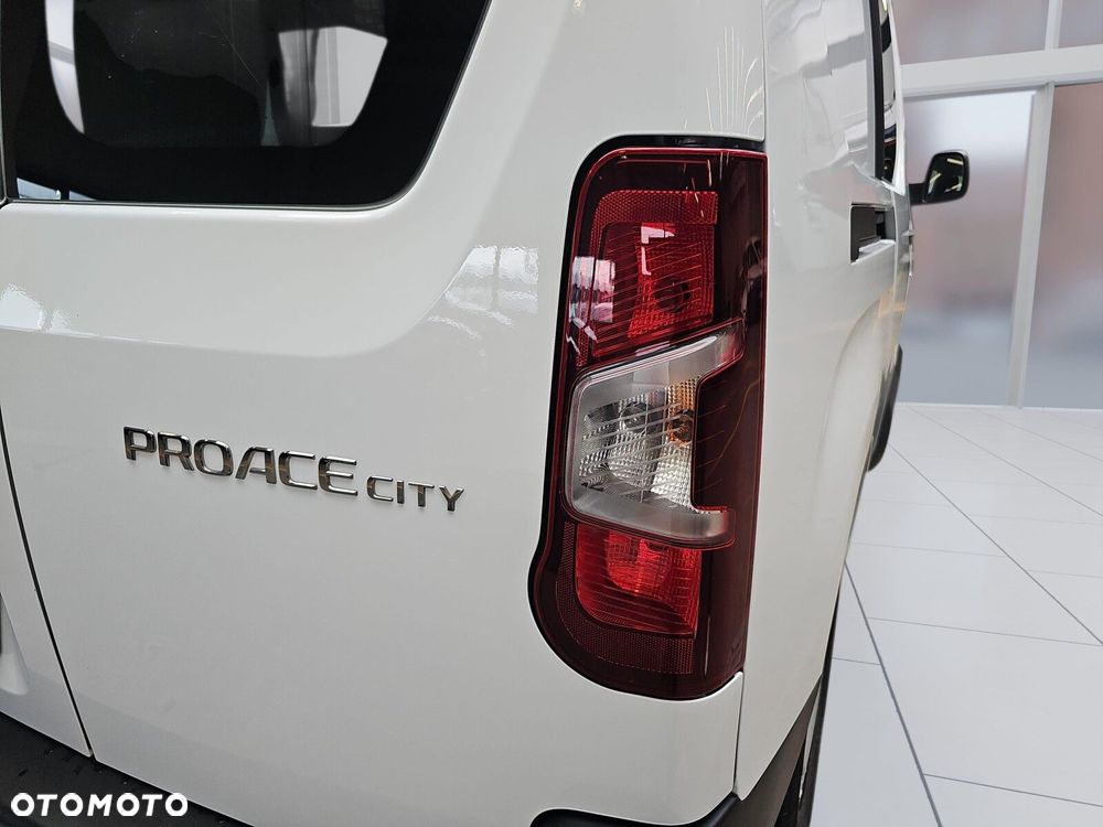 Toyota ProAce 2.3T 1.5D-4D 100KM long FurgonBrygActive - 31