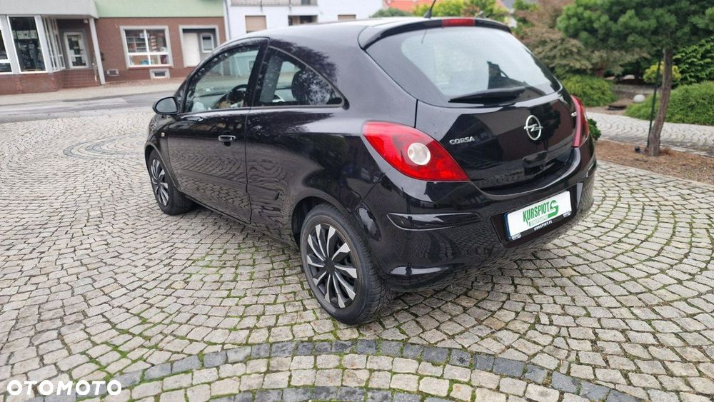 Opel Corsa - 4