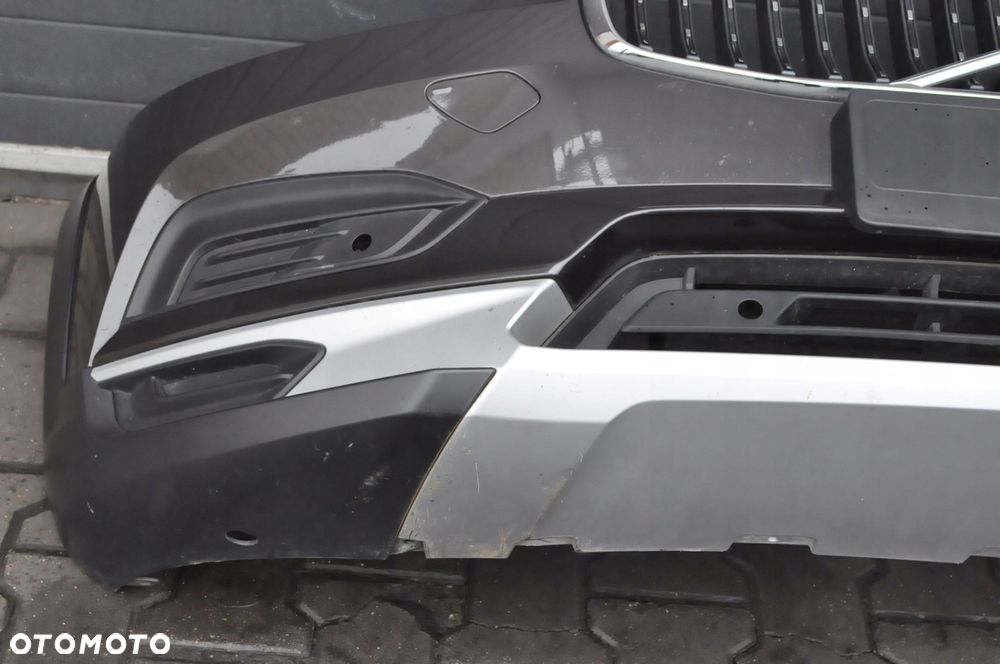 VOLVO V90 CC CROSS COUNTRY LIFT FL 21-24 ZDERZAK PRZÓD PRZEDNI 731 - 10