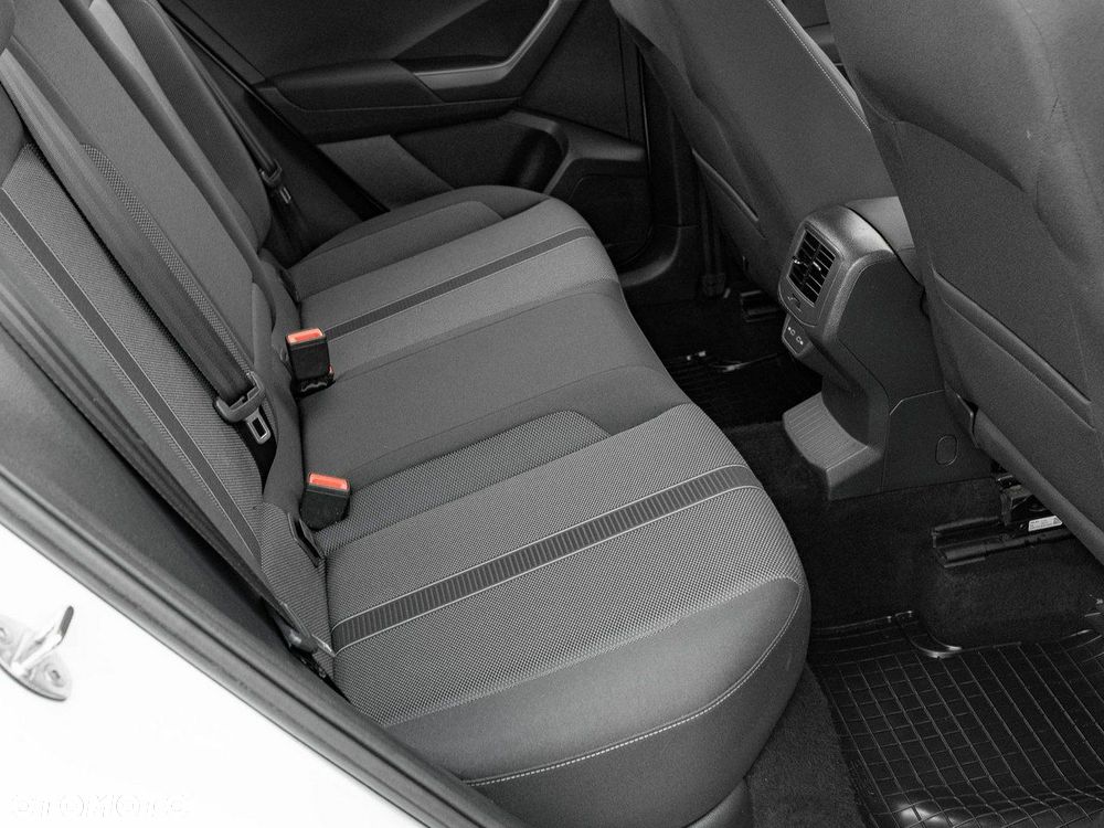 Volkswagen T-Roc 1.5 TSI Life - 28