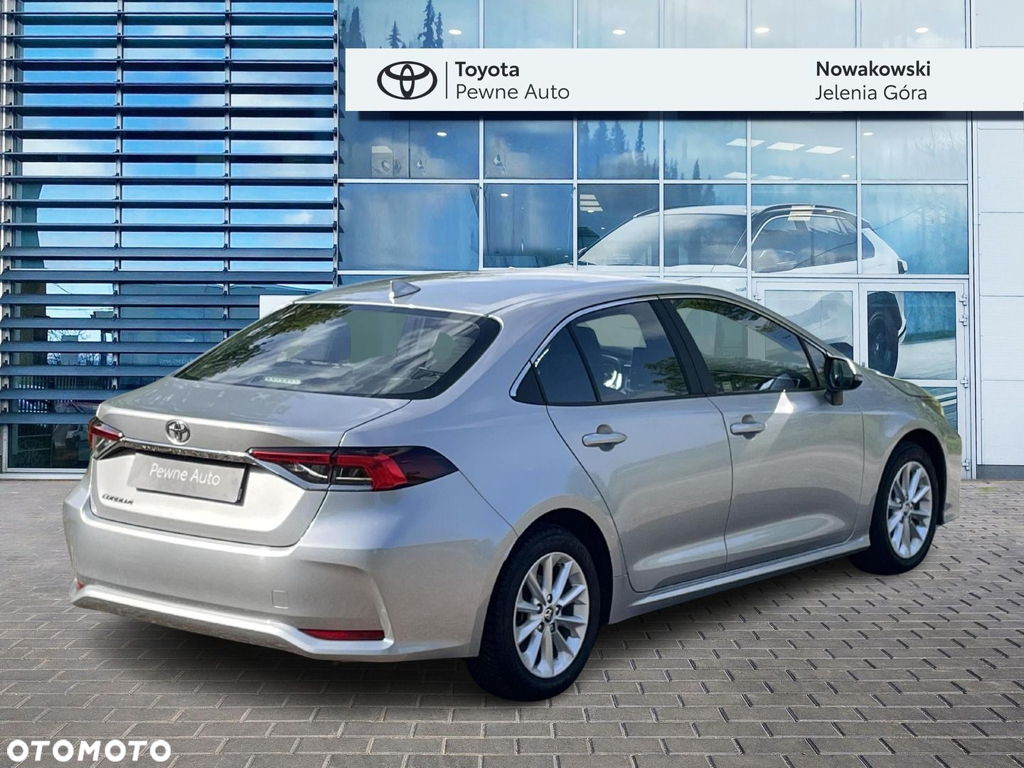 Toyota Corolla - 2