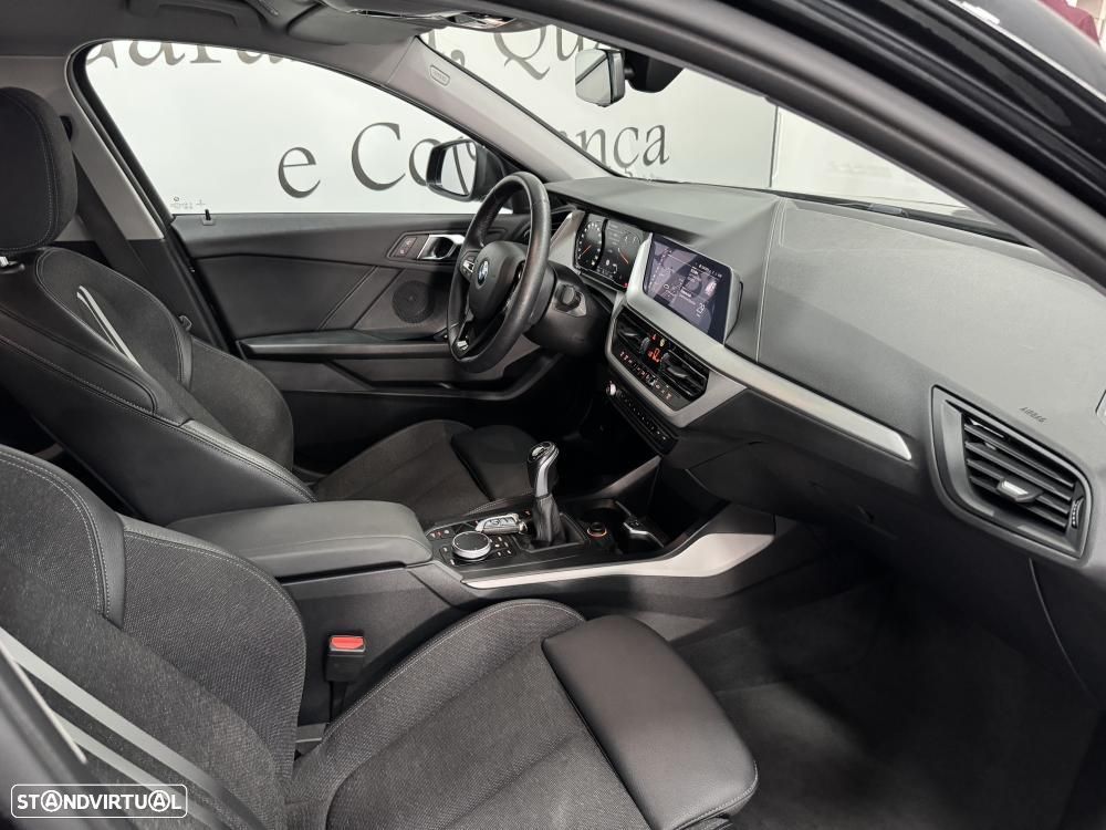 BMW 116 d Sport Line - 33