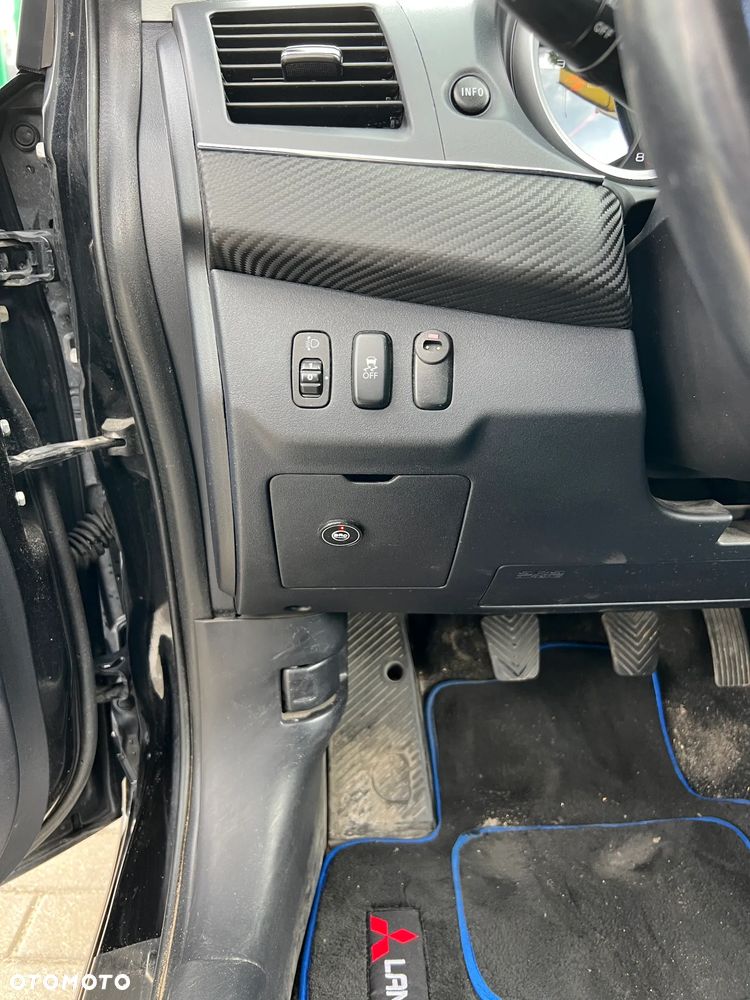 Mitsubishi Lancer 1.6 Intense - 30