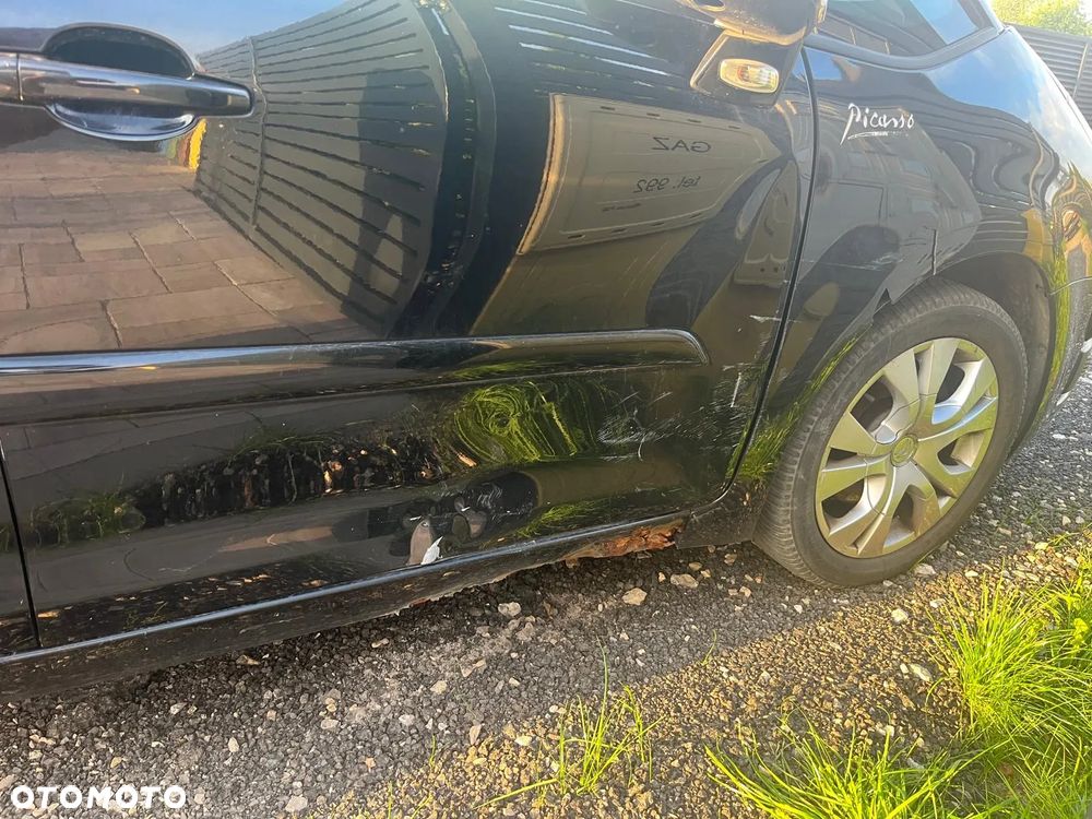 Citroen C4 Picasso 2008 photo 4