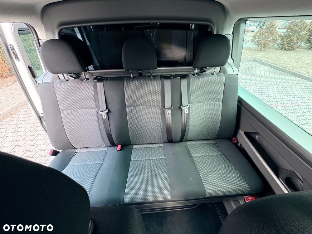 Volkswagen Transporter - 13
