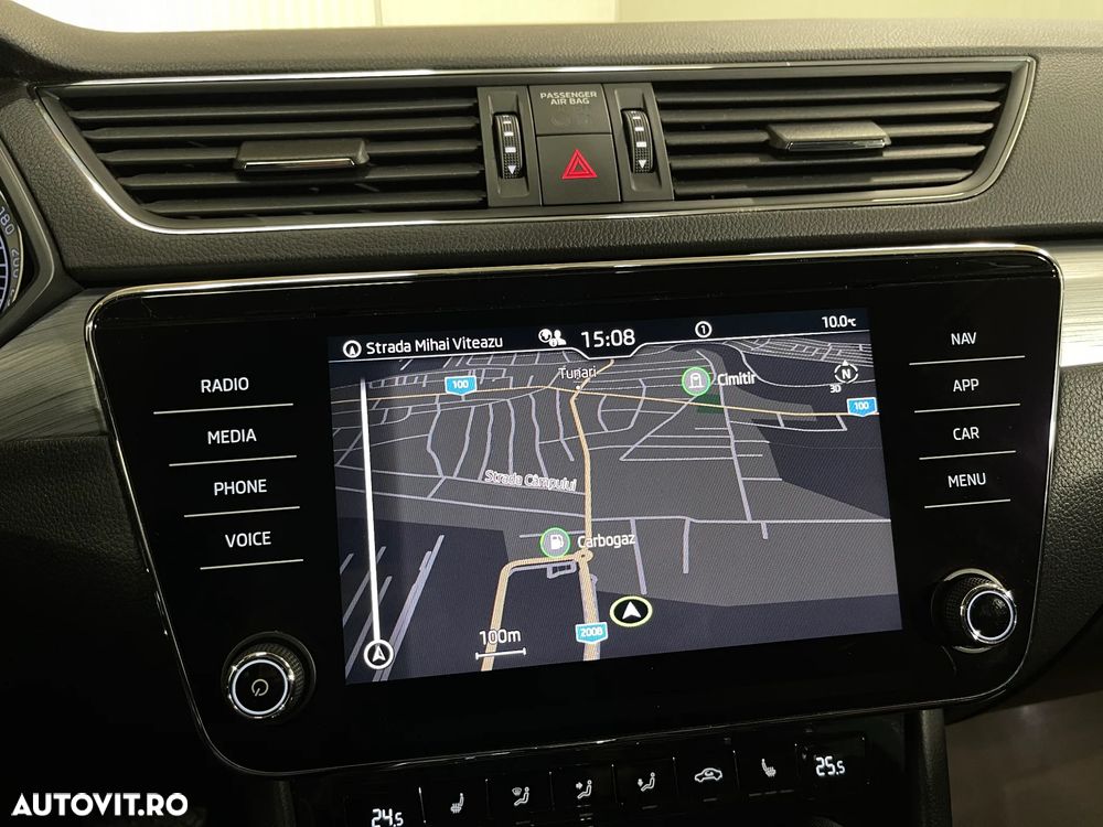 Skoda Superb 1.5 TSI ACT DSG Ambition - 15