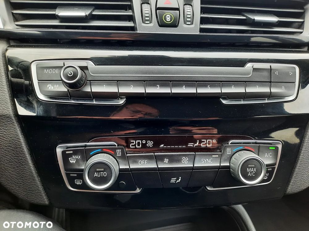 BMW X1 xDrive20i - 35