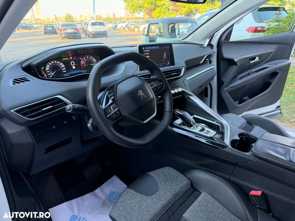 Peugeot 3008 1.2 PureTech 130 EAT8 GT - 10