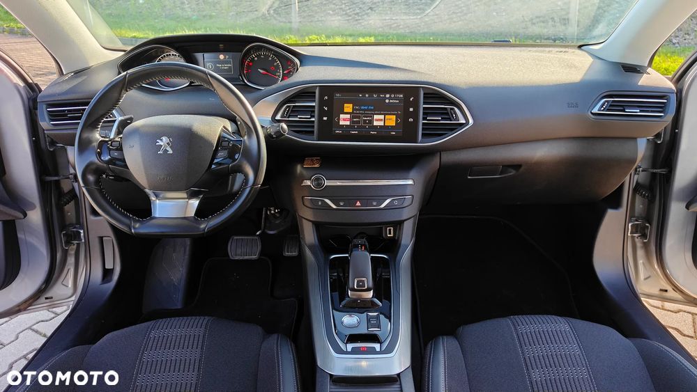 Peugeot 308 PureTech 130 GPF EAT8 Stop & Start Allure - 22