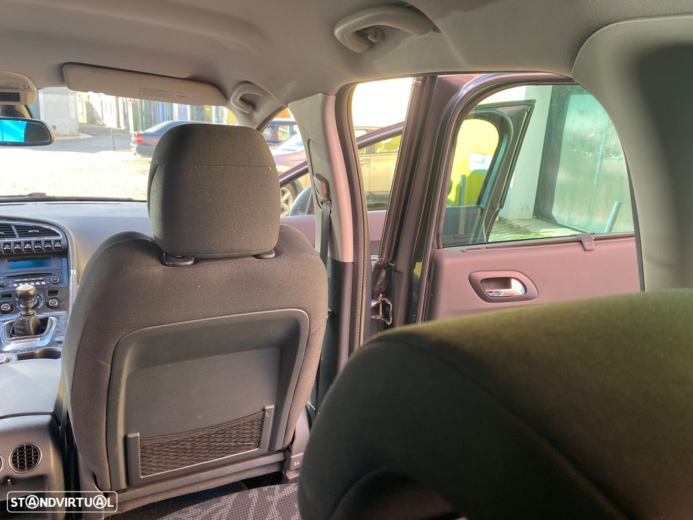 Peugeot 3008 1.6 HDi Active - 33