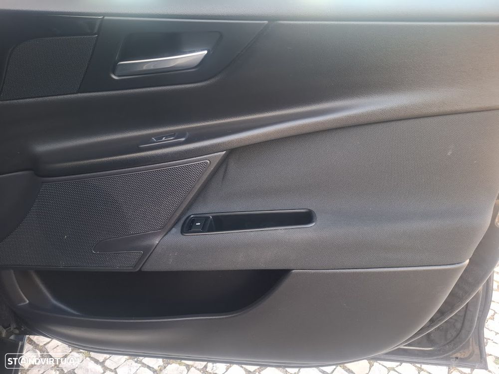 Jaguar XE 2.0 D Prestige Aut. - 44