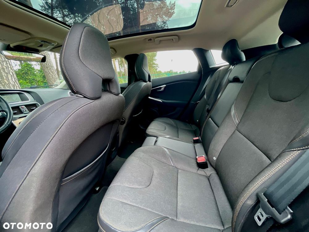 Volvo V40 - 13