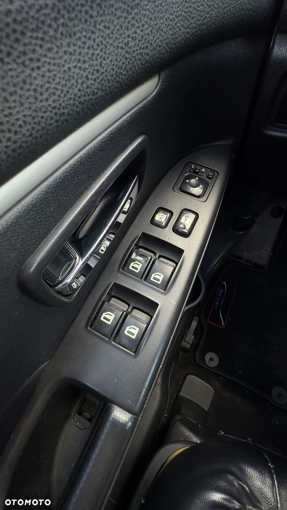 Mitsubishi ASX 1.8 DI-D 4WD Instyle - 11