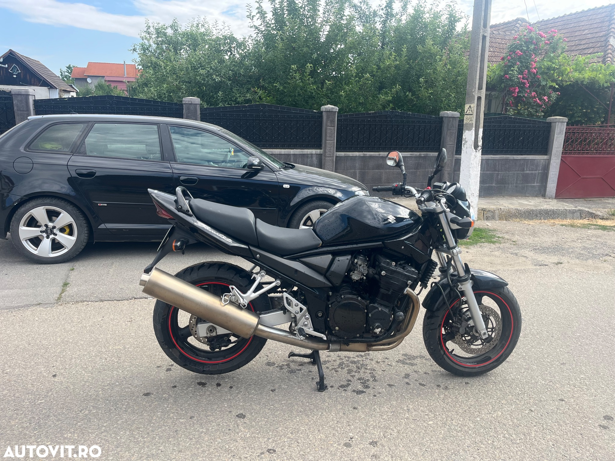 Suzuki GSF - Bandit - 4