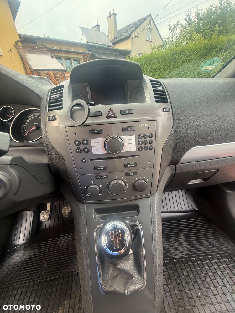 Opel Zafira 1.6 - 6
