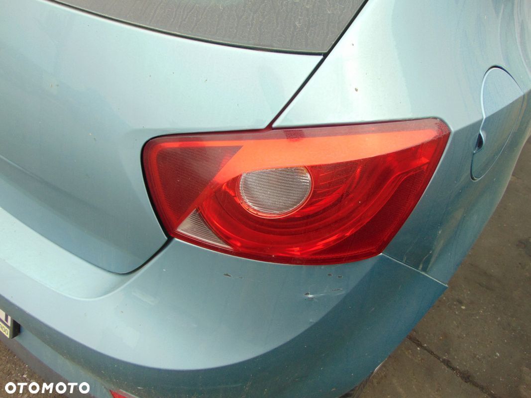 LAMPA PRAWA TYŁ TYLNA SEAT IBIZA 6J 5D EUROPA - 1