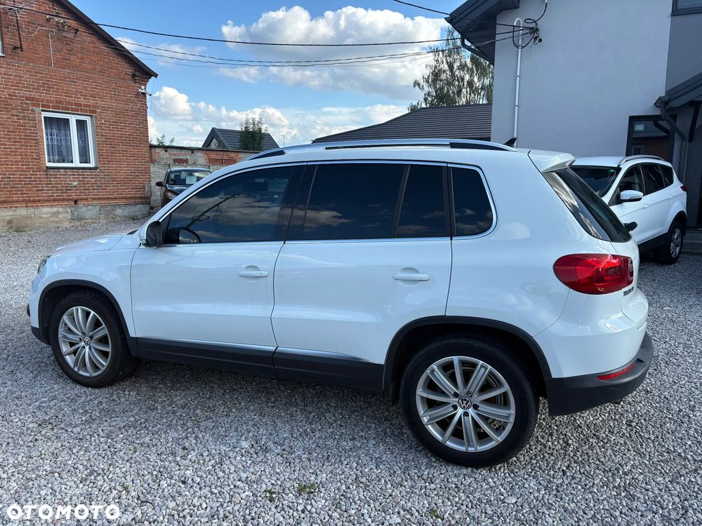 Volkswagen Tiguan 2.0 TDI DPF BlueMotion Technology Exclusive - 13