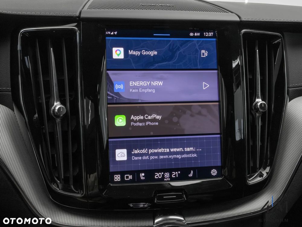 Volvo XC 60 B4 D AWD Ultimate Dark - 24