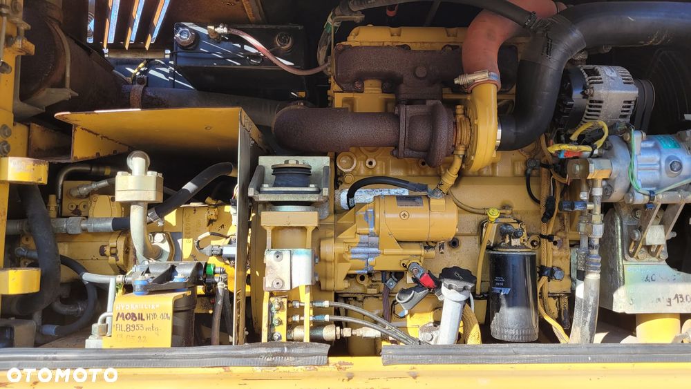 Caterpillar 313C - 9