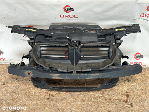 PAS PRZEDNI BMW E92  żaluzja belka