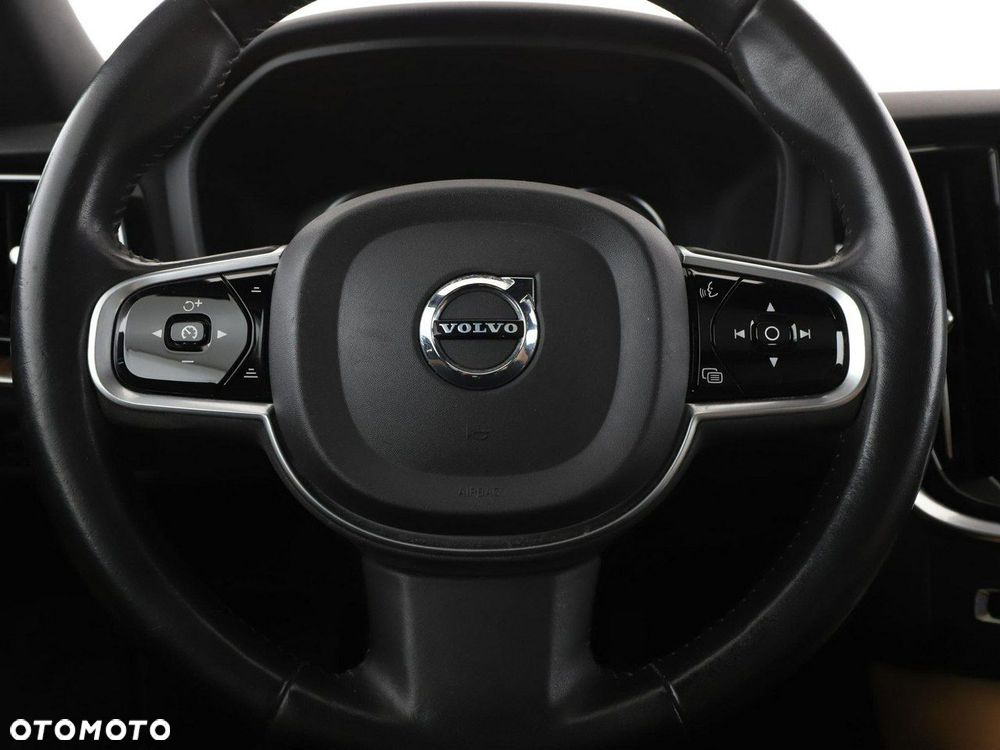 Volvo V60 T8 AWD Recharge Geartronic Inscription - 21