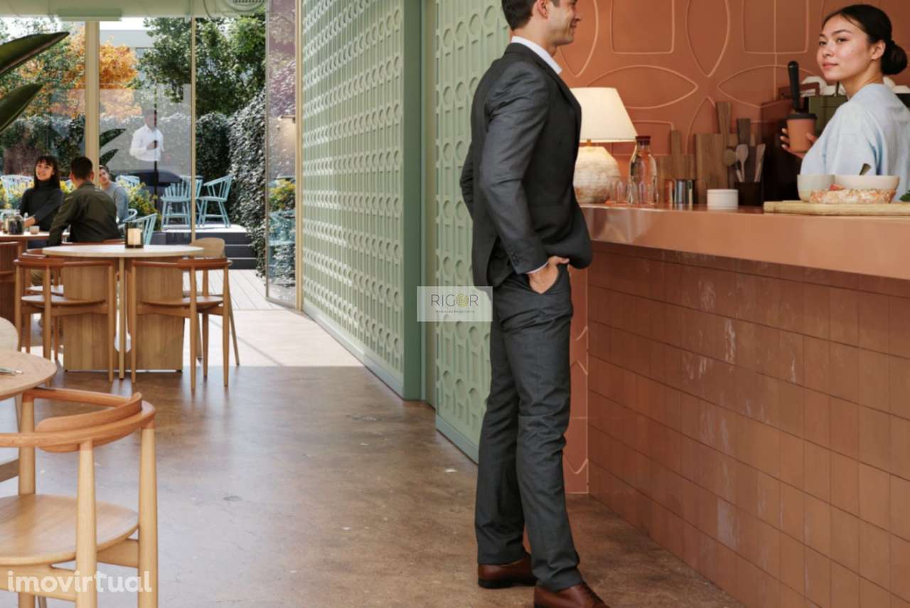 Loja com Terraço a 300 metros da praia - Grande imagem: 2/9