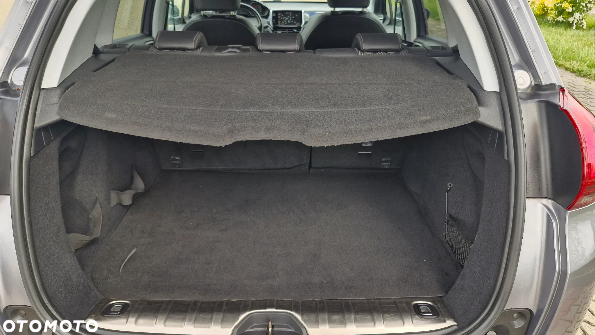 Peugeot 2008 1.6 BlueHDi Allure - 26