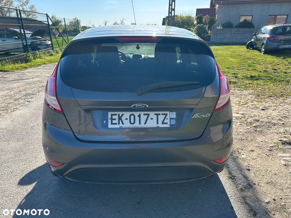 Ford Fiesta 1.5 TDCi Champions Edition - 5