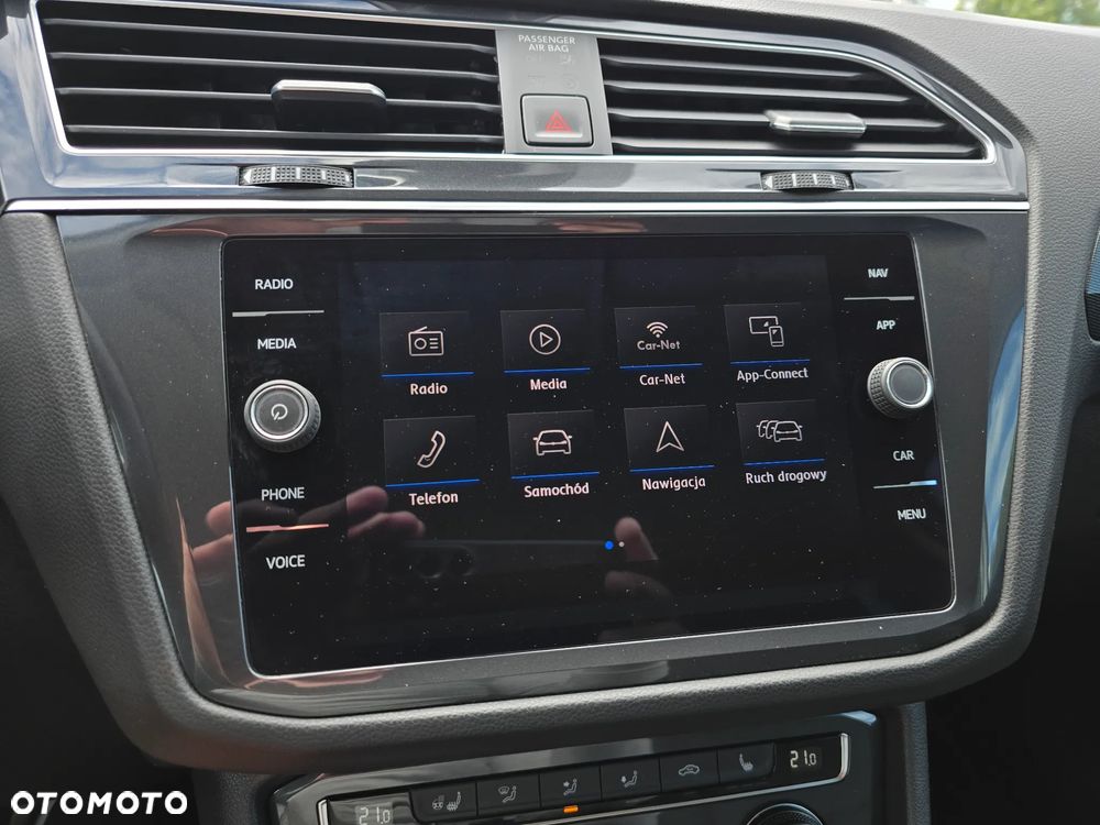 Volkswagen Tiguan 2.0 TDI SCR R-Line - 26