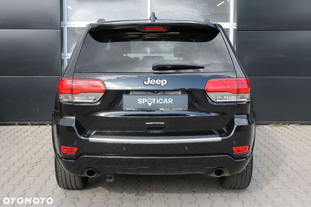 Jeep Grand Cherokee - 11