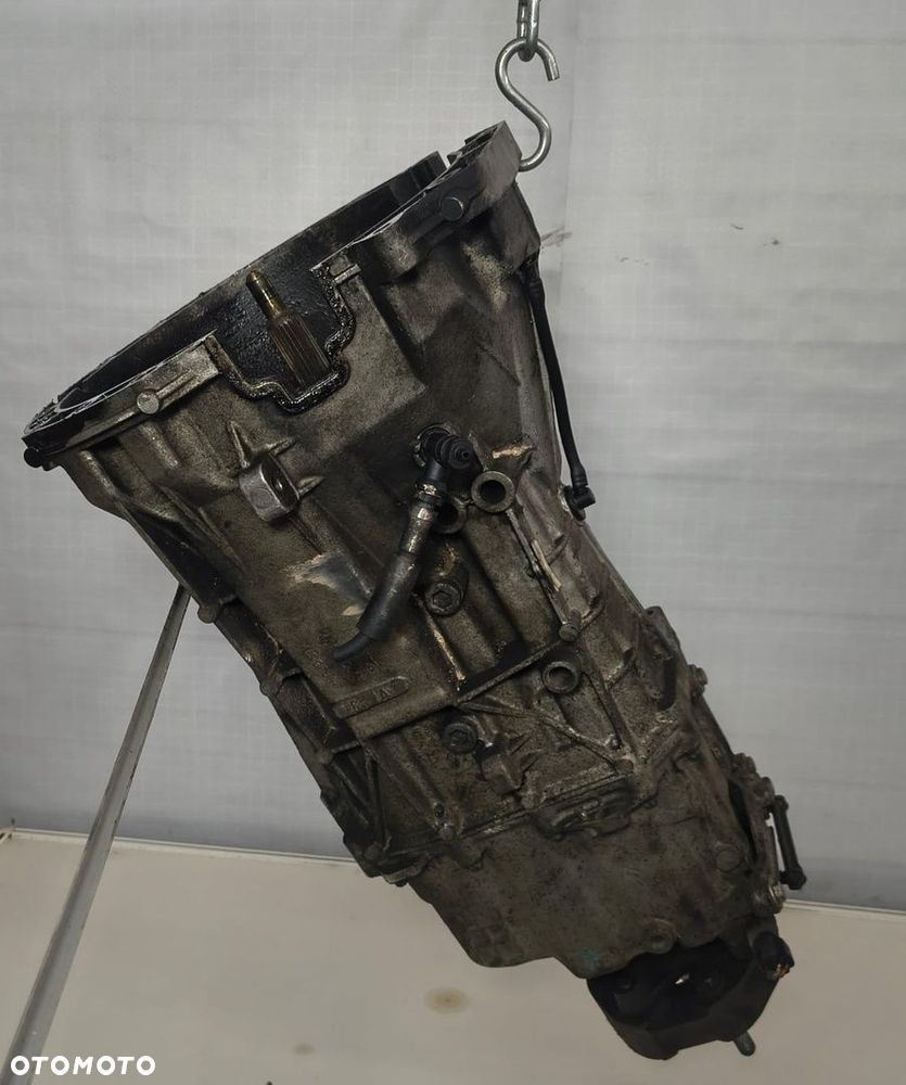 Skrzynia biegów manualna Ford Transit MK7 2.4 TDCI 8C1R7003BB RWD - 4