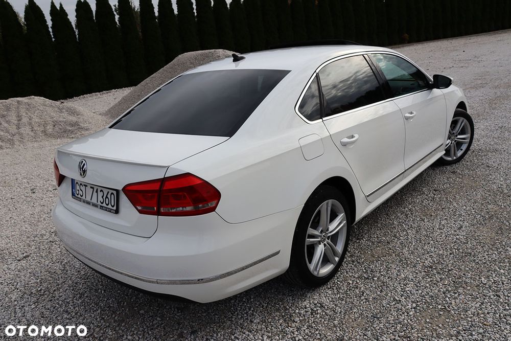 Volkswagen Passat 2.0 TDI DSG Highline - 10