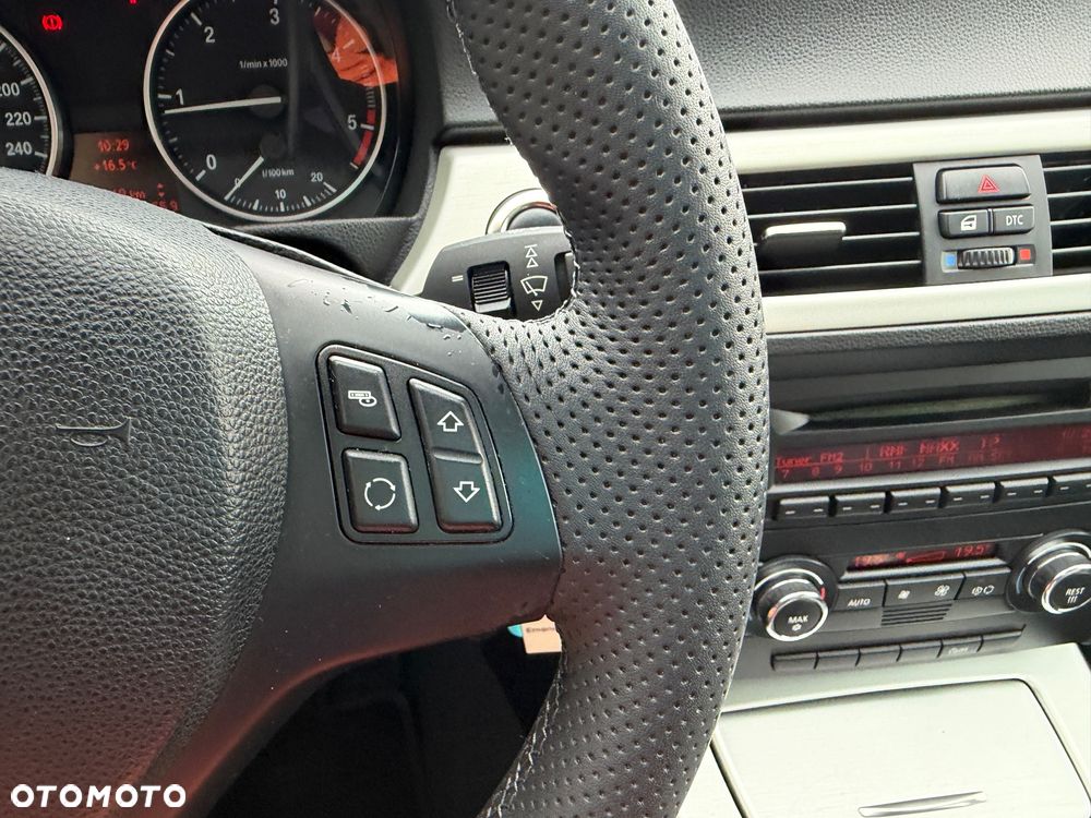 BMW Seria 3 - 30