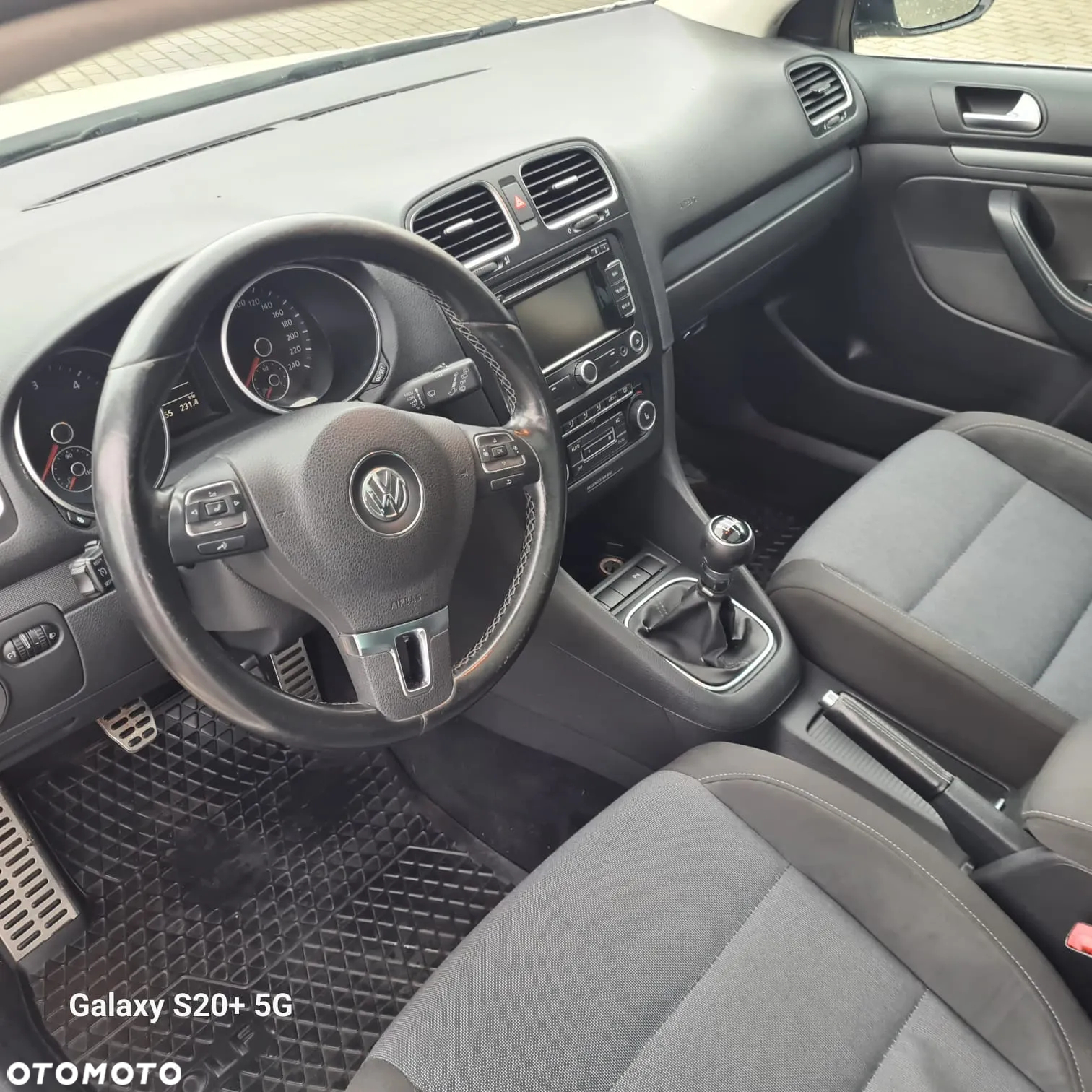 Volkswagen Golf 1.6 TDI DPF BlueMotion Technology MATCH - 25
