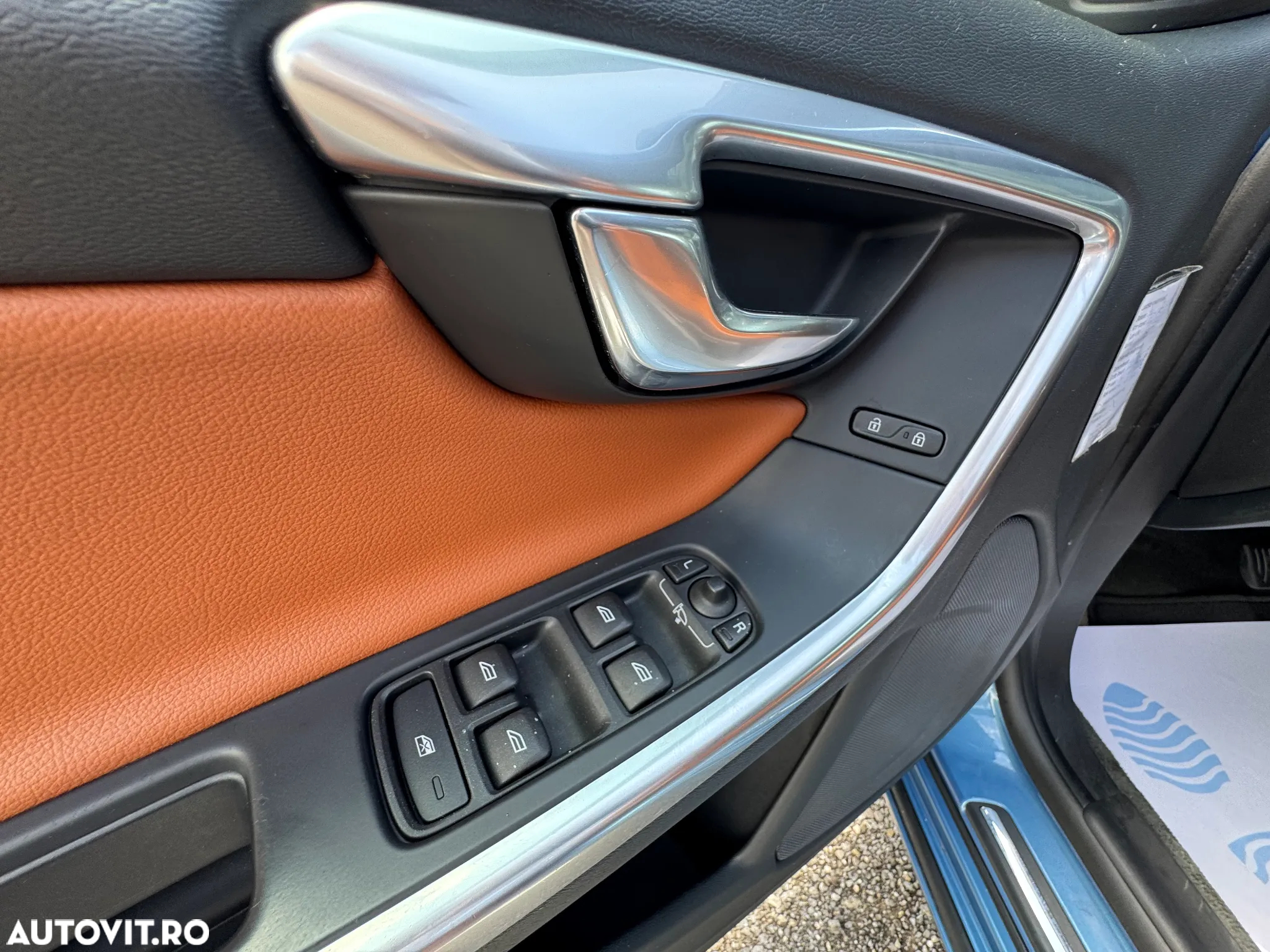 Volvo V60 D4 VEA Start-Stop Momentum - 14