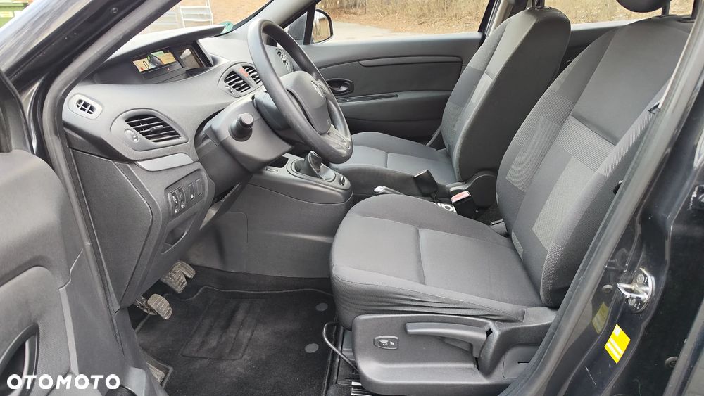 Renault Scenic 1.6 16V 110 TomTom Edition - 16