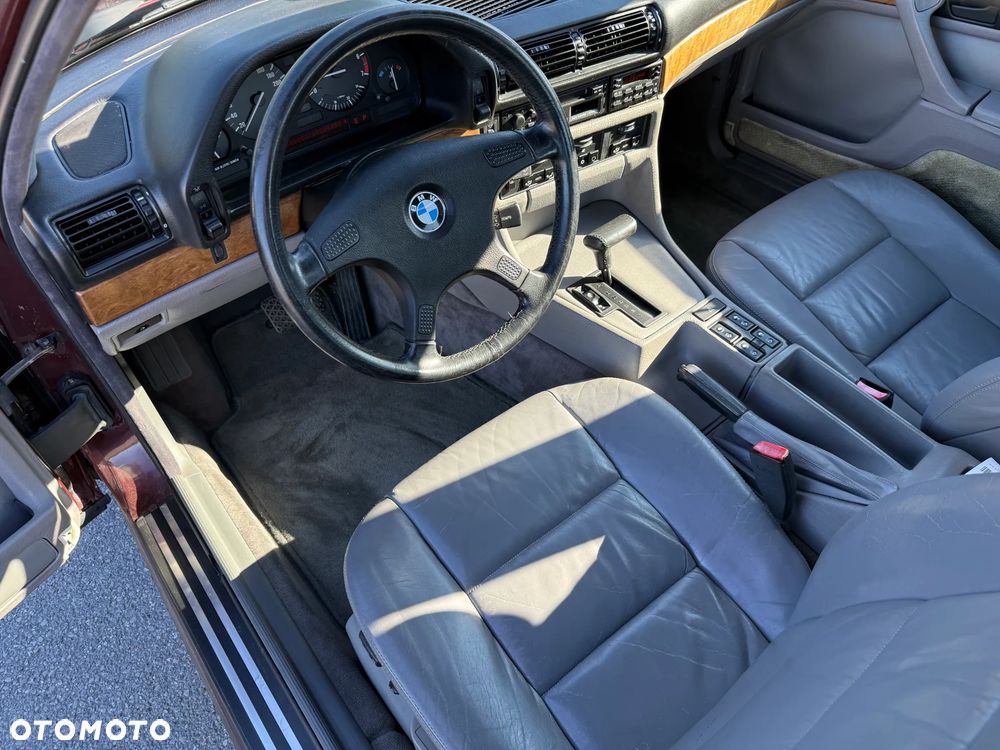 BMW Seria 7 - 31