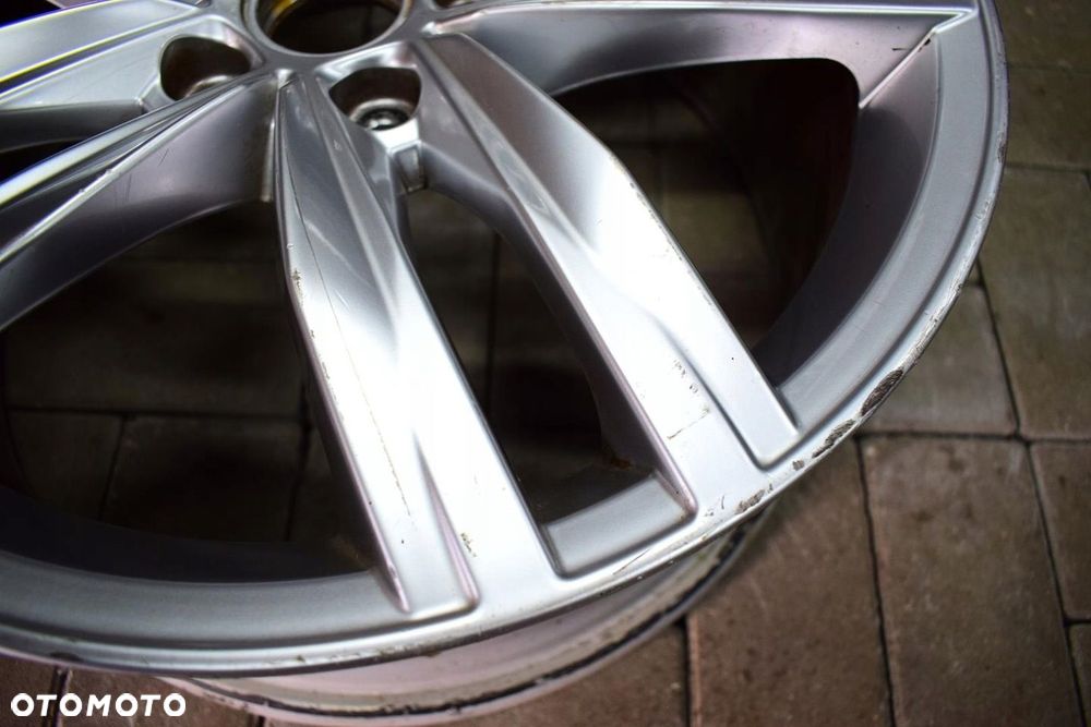 VW 18 ,,GTI Golf VII Sportsvan 5G0 Oryginał - 3