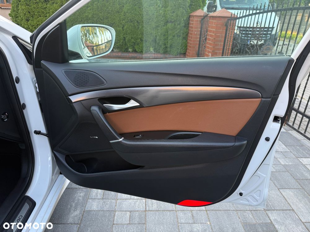 Hyundai i40 Kombi 1.7 CRDi Premium - 37