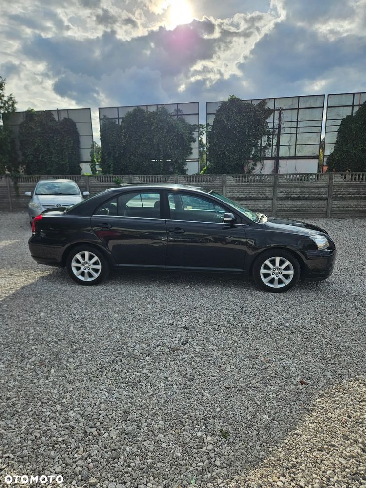 Toyota Avensis 2.0 D-4D Premium - 7