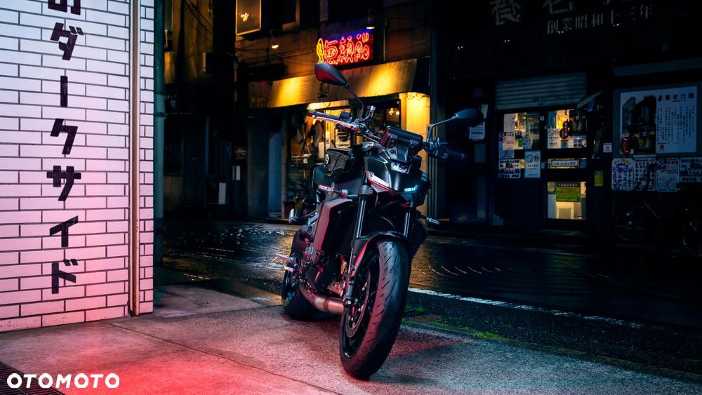 Yamaha MT - 13